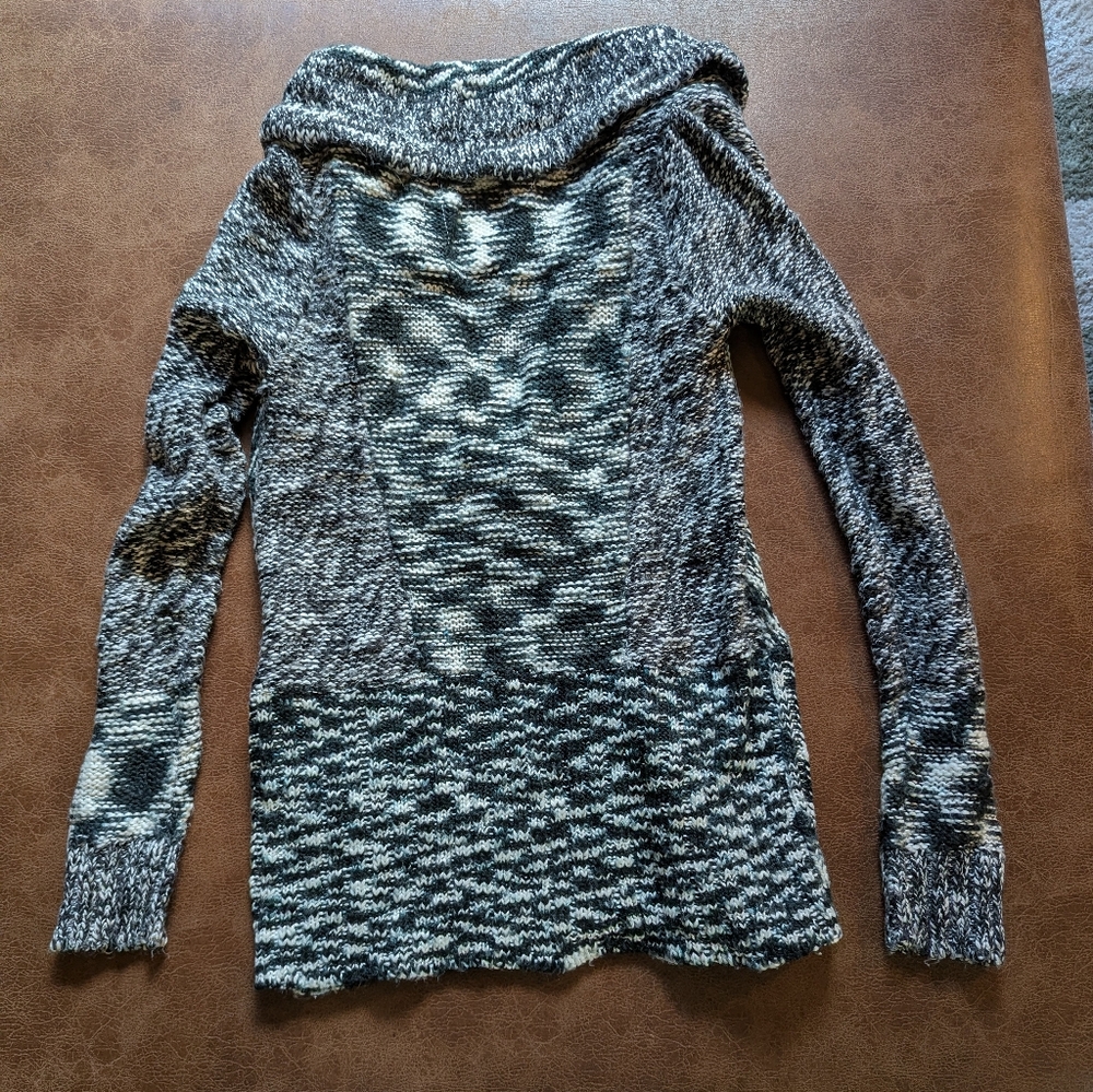 Element Cardigan Snap Button Closure. - image 6